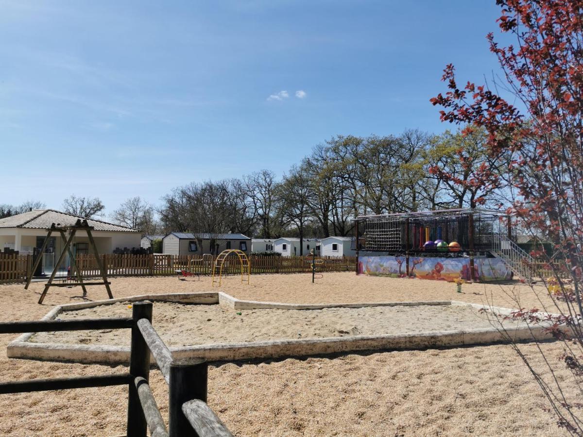 Camping Le Bois Joli Hotel Luaran gambar